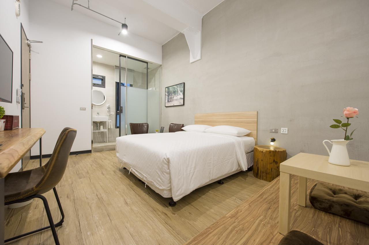 Ox Suites Kaohsiung Exterior photo